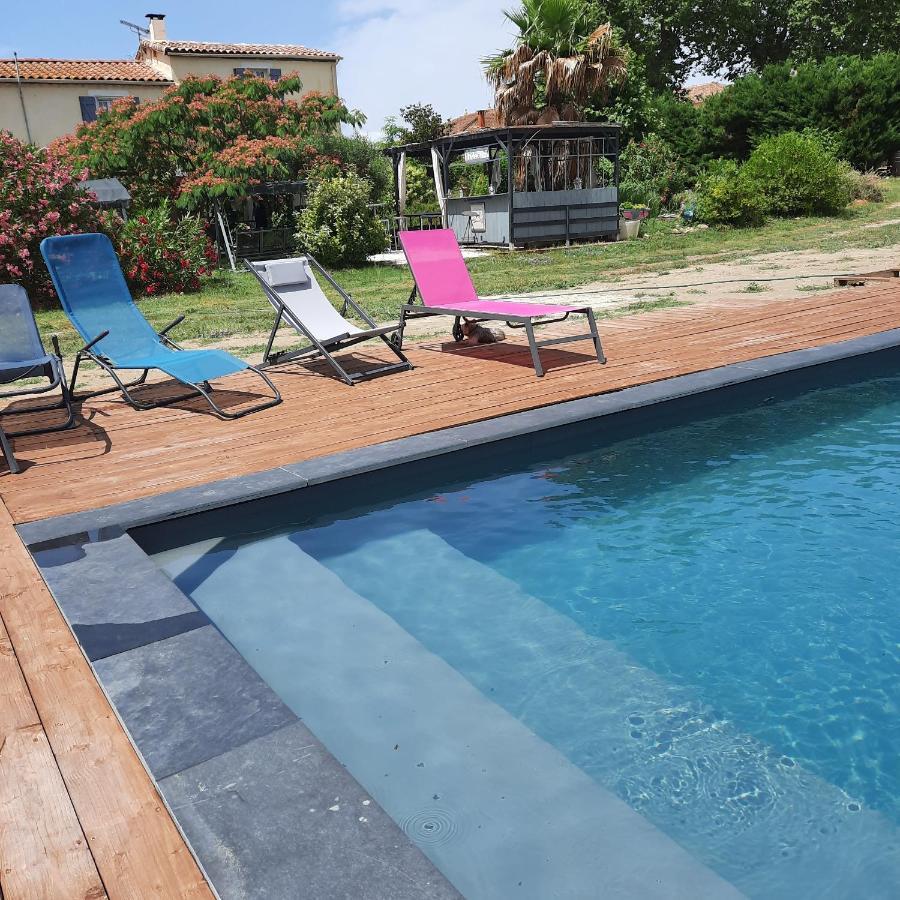Aux Roses De L'Etang Hotell Capestang Eksteriør bilde